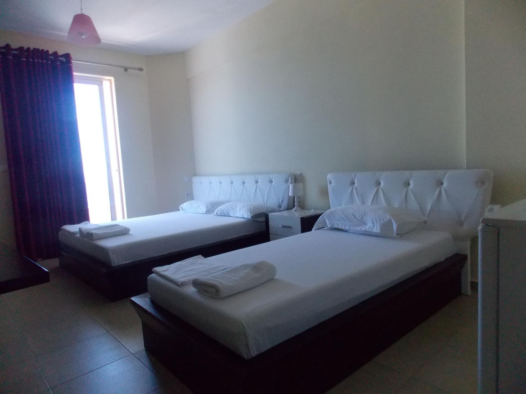 Summer Dream Hotel Sarande Bagian luar foto