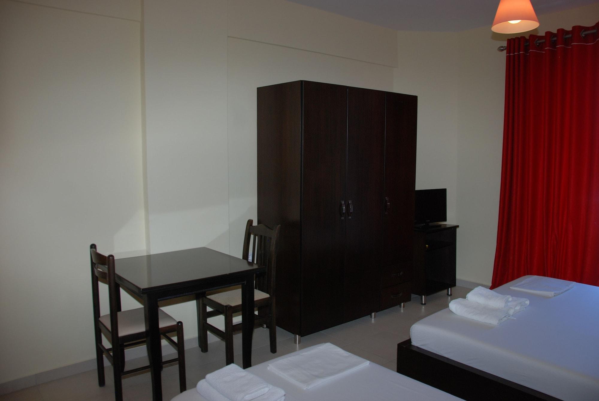 Summer Dream Hotel Sarande Bagian luar foto