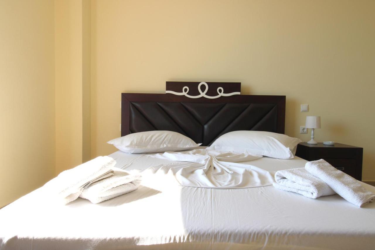 Summer Dream Hotel Sarande Bagian luar foto