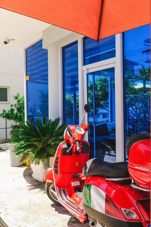 Summer Dream Hotel Sarande Bagian luar foto