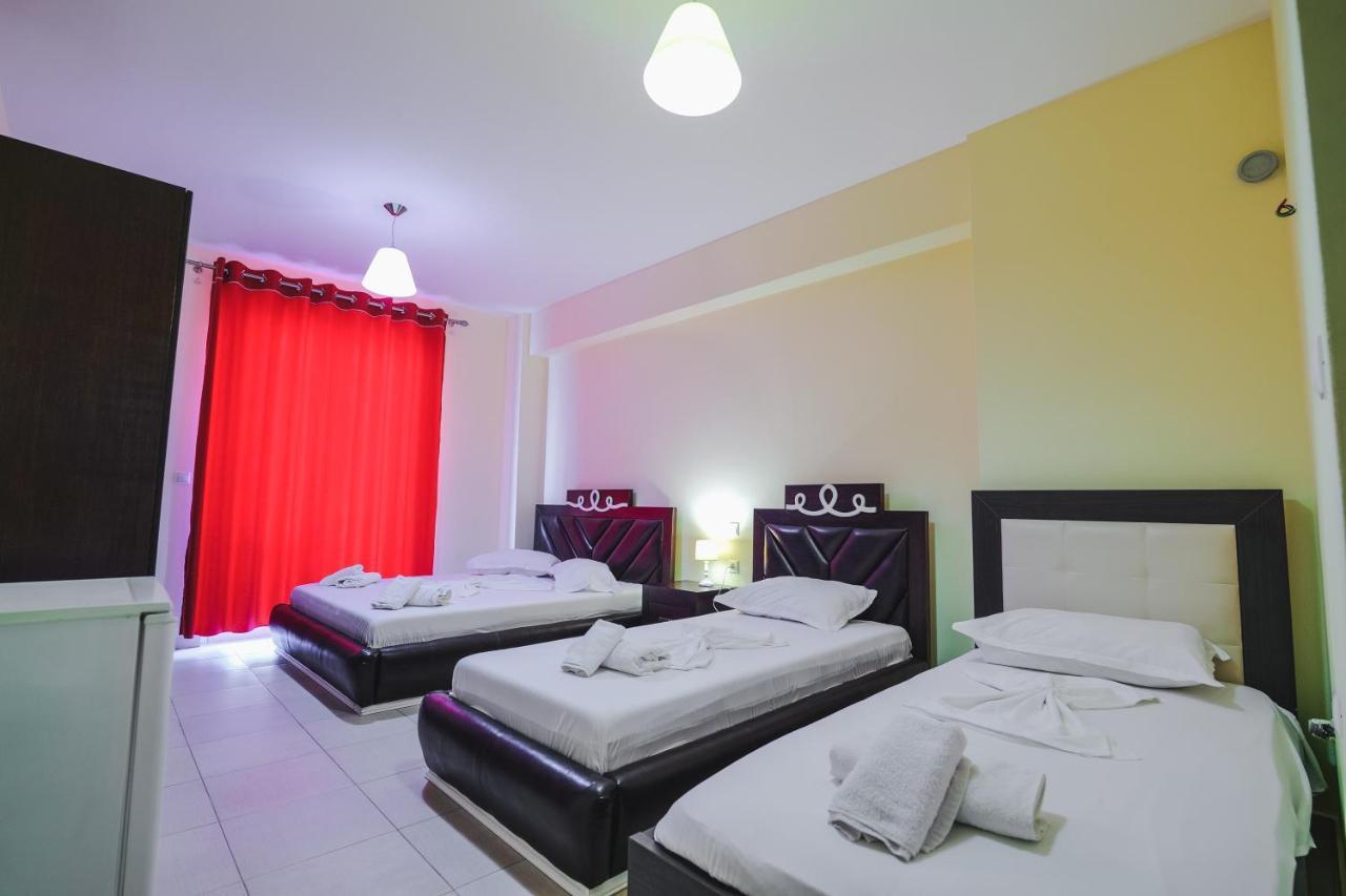 Summer Dream Hotel Sarande Bagian luar foto