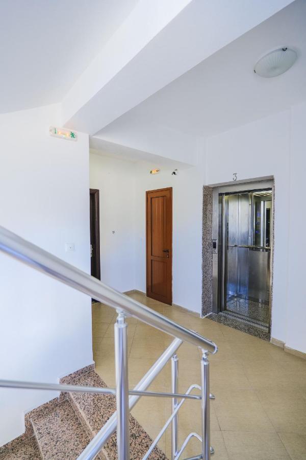 Summer Dream Hotel Sarande Bagian luar foto