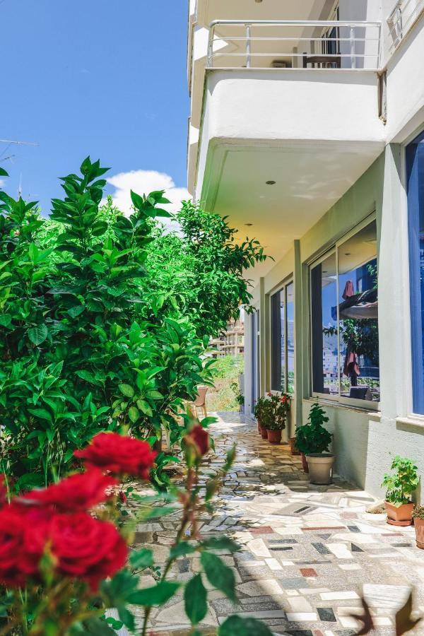 Summer Dream Hotel Sarande Bagian luar foto