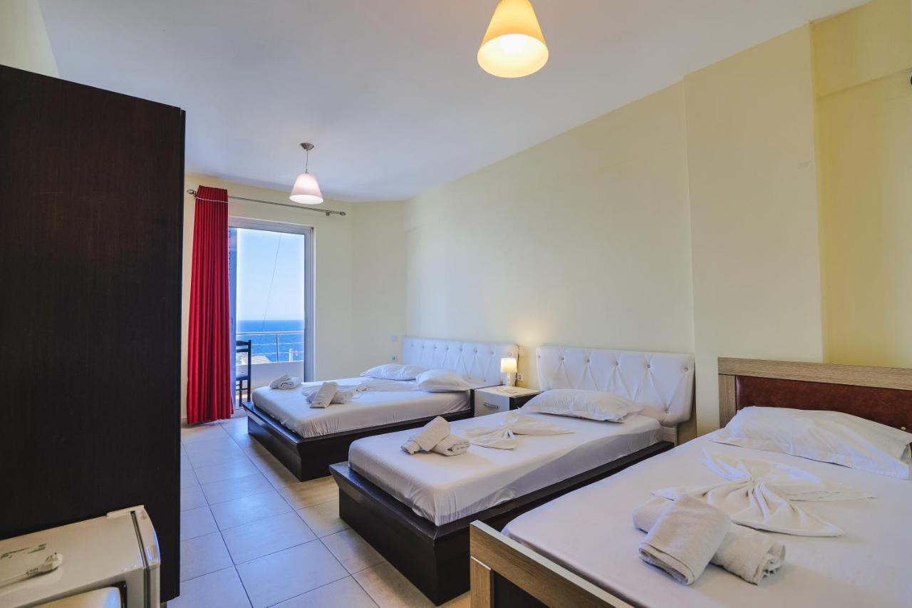 Summer Dream Hotel Sarande Bagian luar foto