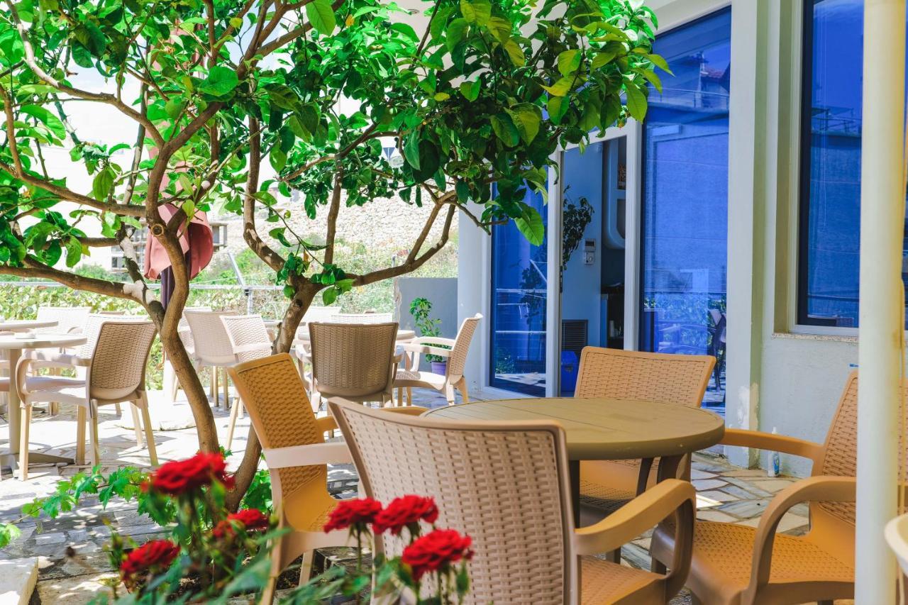 Summer Dream Hotel Sarande Bagian luar foto